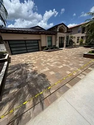 Restored concrete paver driveway in Fort Lauderdale
